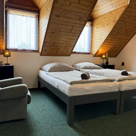 Hajnal Апартаменты