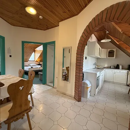 Апартаменты Hajnal *